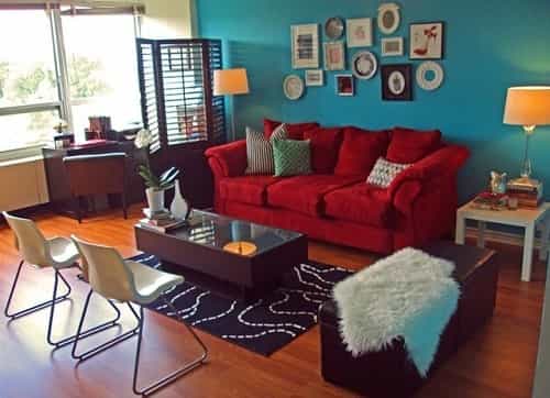 red and teal living room