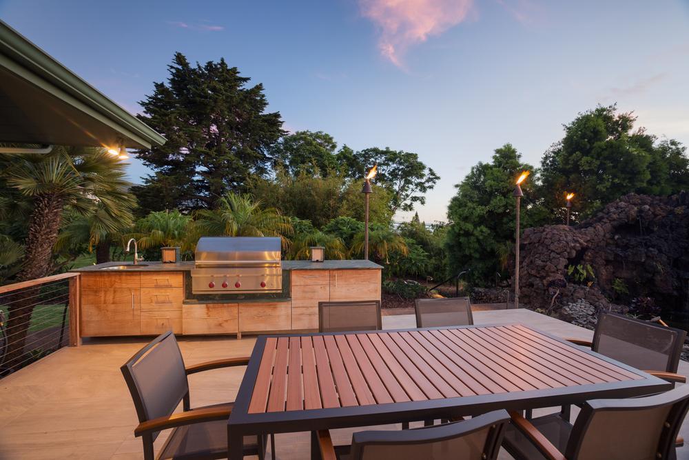 Outdoor Deck Features That Homeowners Crave